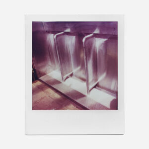 Polaroid: "Lavabo Publico"
